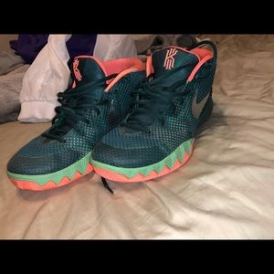 Nike Kyrie 1 Flytrap Emerald Green Size 13 Rare